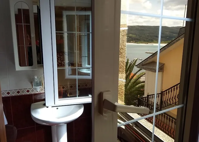 ゲストハウス Residencia Bahia 2*