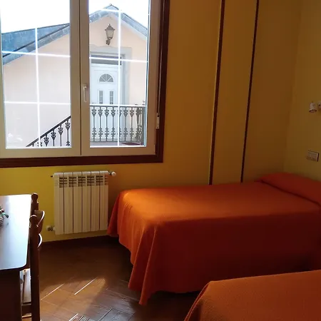 Residencia Bahia Guest house Laxe